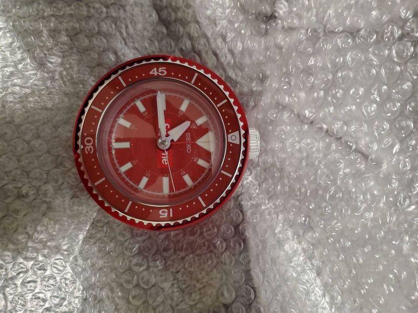 Supreme Seiko Mai Alarm Clock
届いた
いつもの