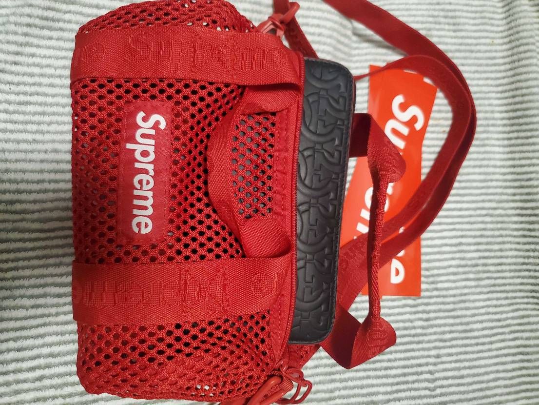 Supremeから届いた
Supreme Mesh Min