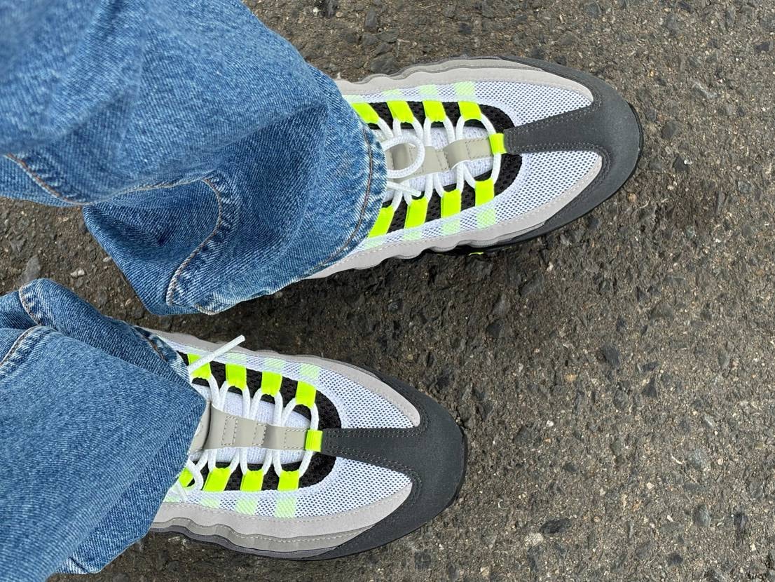 昨日から大阪旅行で今日はairmaxdayという事で今日も相棒はイエグラ🤭どうや