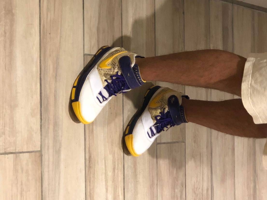 NIKE ZOOM KOBE2
コービー2足目のシグネチャー❗️