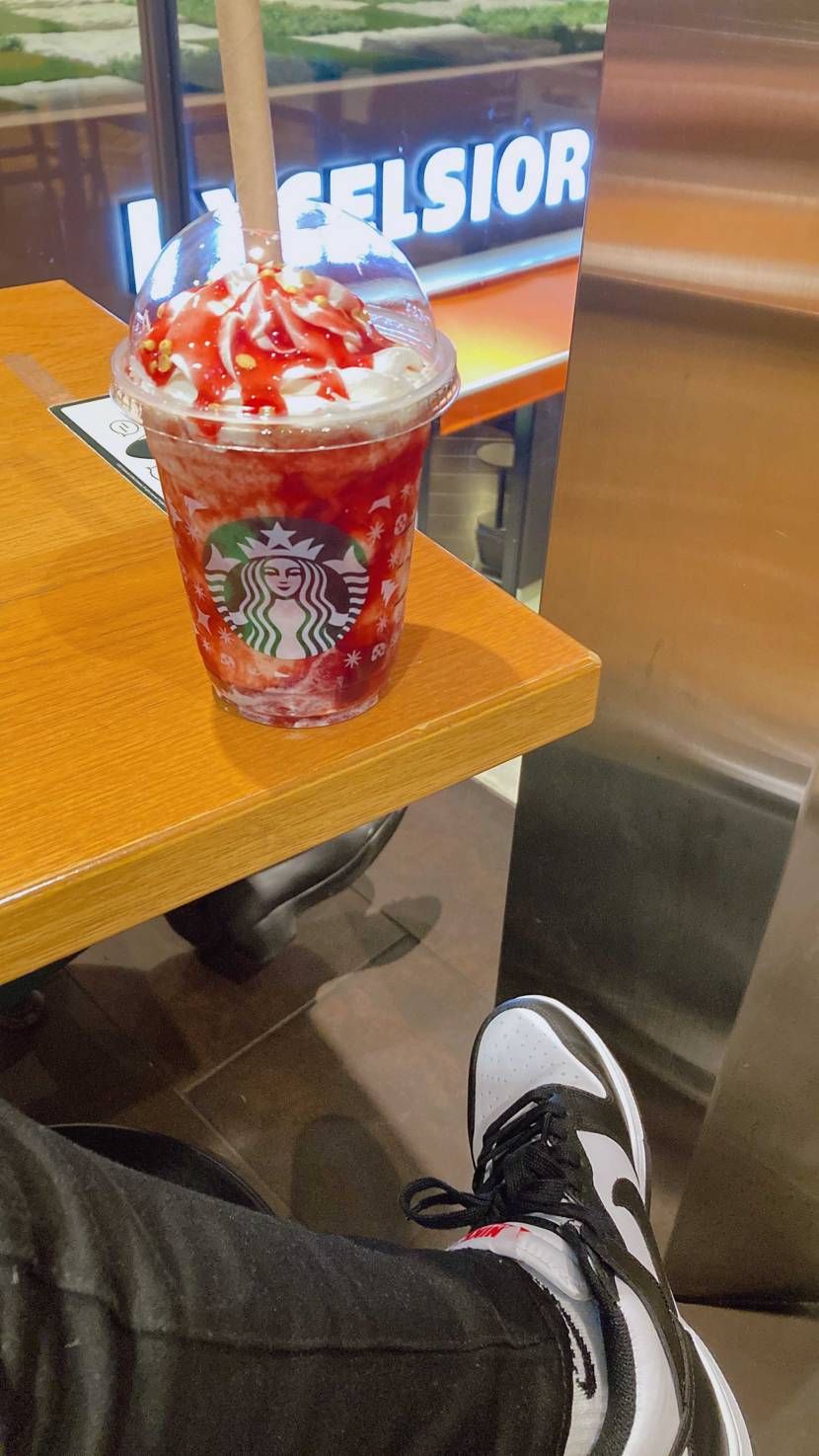 🍓美味し👍🏻 ̖́-💕
これはまた飲みたい🤤
あと、昼休みに見つけた最後の1