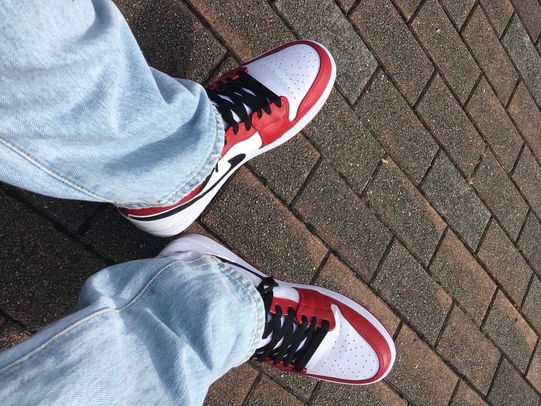 aj1mid シカゴ2020
気に入ってるけど…
やっぱり惜しい😅
もー履