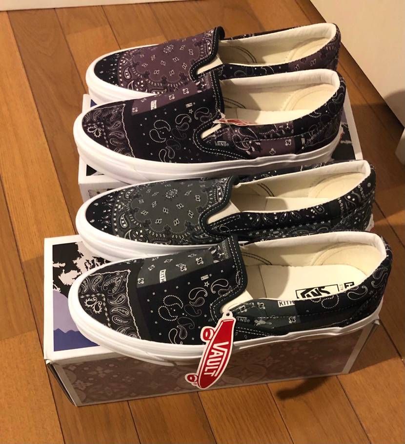 月曜日が健康診断で会社が休みだったので、Kith Tokyoの抽選に応募したら当