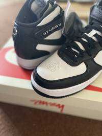 amu********