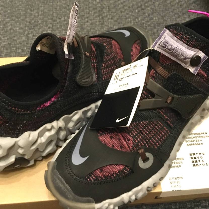 ナイキ Ispa オーバーリアクト フライニット シャドーベリー のサイズ感 履き心地 評価 評判 のレビュー一覧 スニーカーダンク