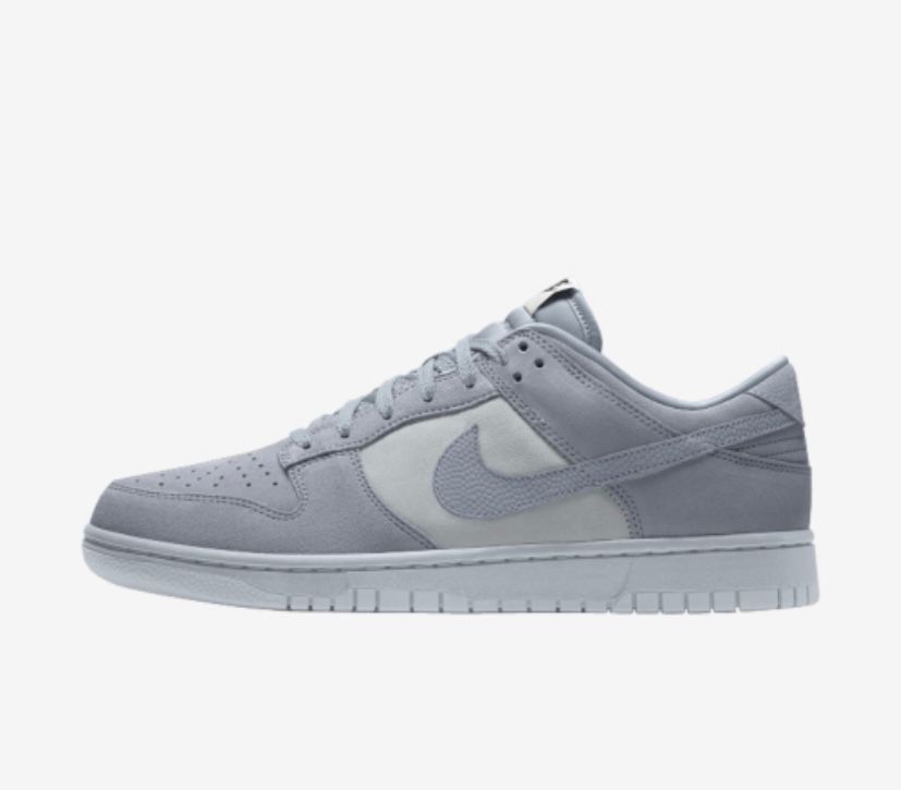 swooshをスエードで統一するか、アクセントでペブルドにす