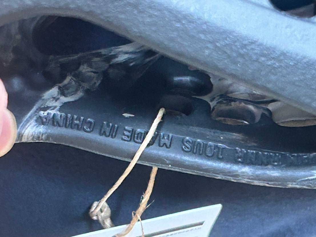 さっきフォームランナー届いたんですけど、中国製になっちゃったんですね、！！🥺