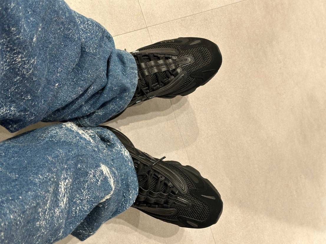 ニューバランス1000はやっぱりかっこいいなぁ。
また買っ