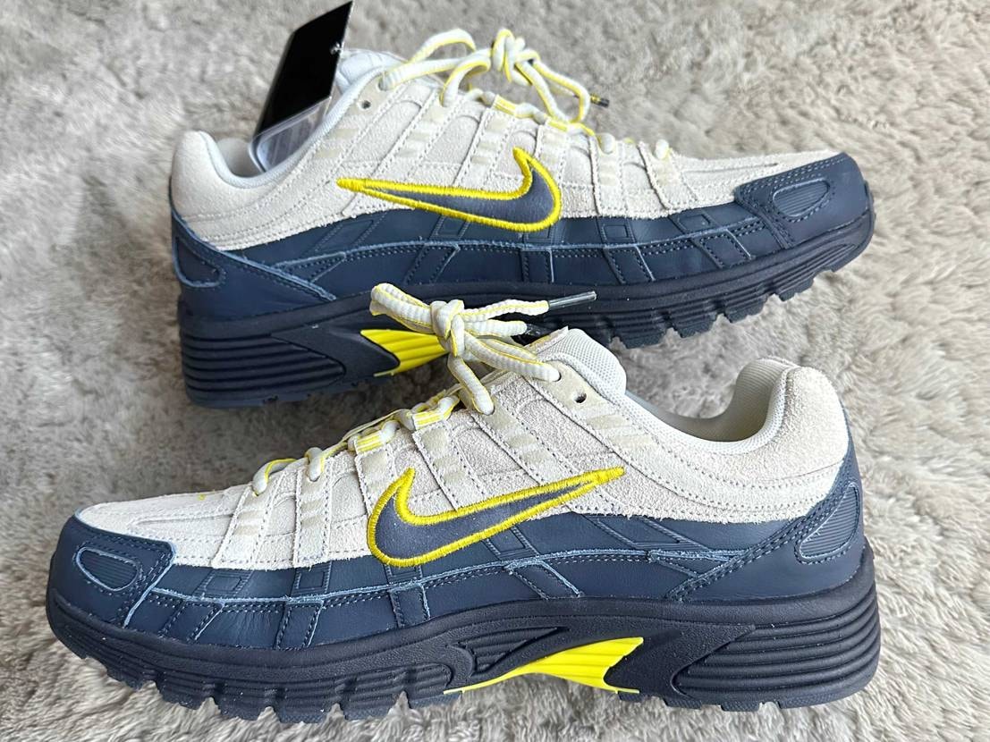 Nike P-6000 PRM
めちゃ好きな色だったから
ついにGETしまし
