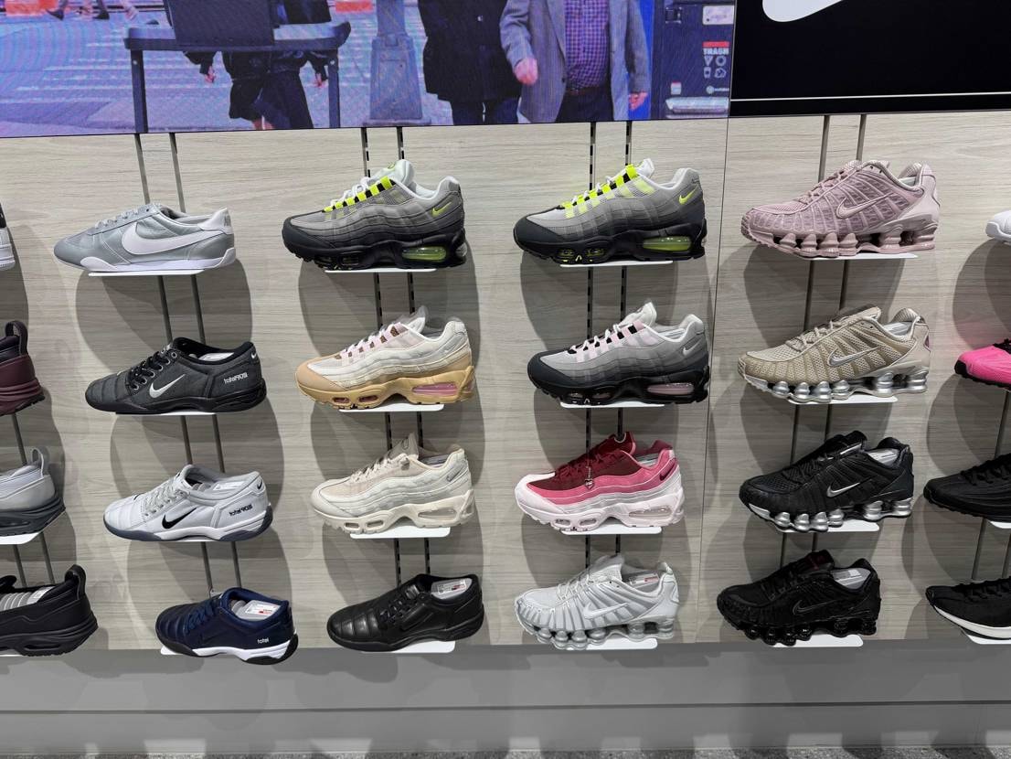 韓国が1番安い😄免税で約22,000円
メンズ、ウィメンズ