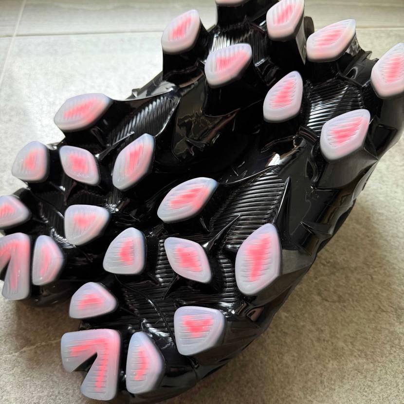 これマジカッコいい！😄
モード系好きには最高にクール！
