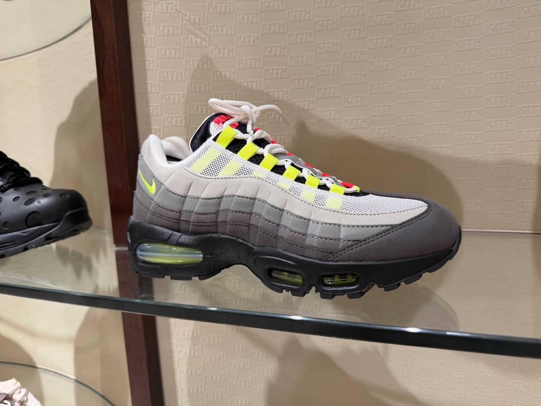韓国は免税されても¥27,000弱か
※ Kith Seoul