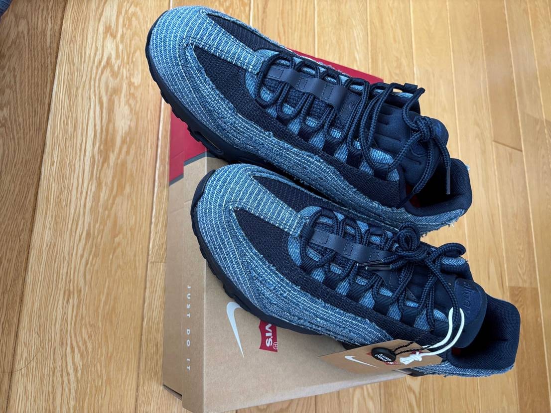 発売当初はブラックが欲しくて購入してましたが、皆さまの投稿を