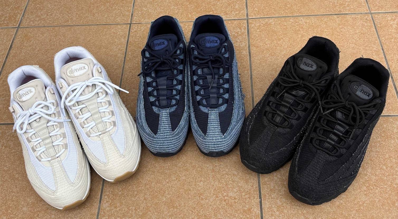 コンプリートしちゃいました！
どれもカッコイイ‼️
紐は赤ではなく同色が好き