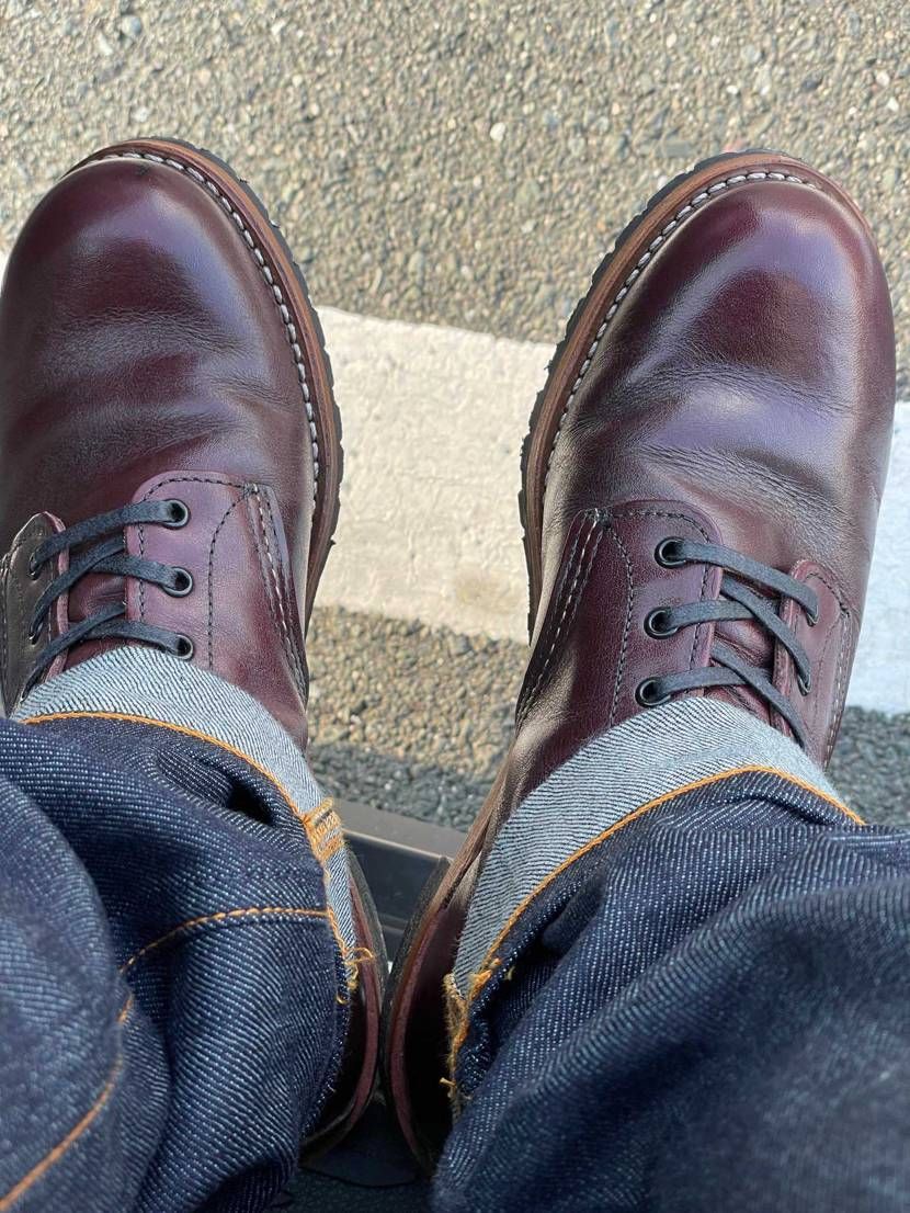 スニーカーでもないし、暑い時期だけどたまにはredwingも良き良き