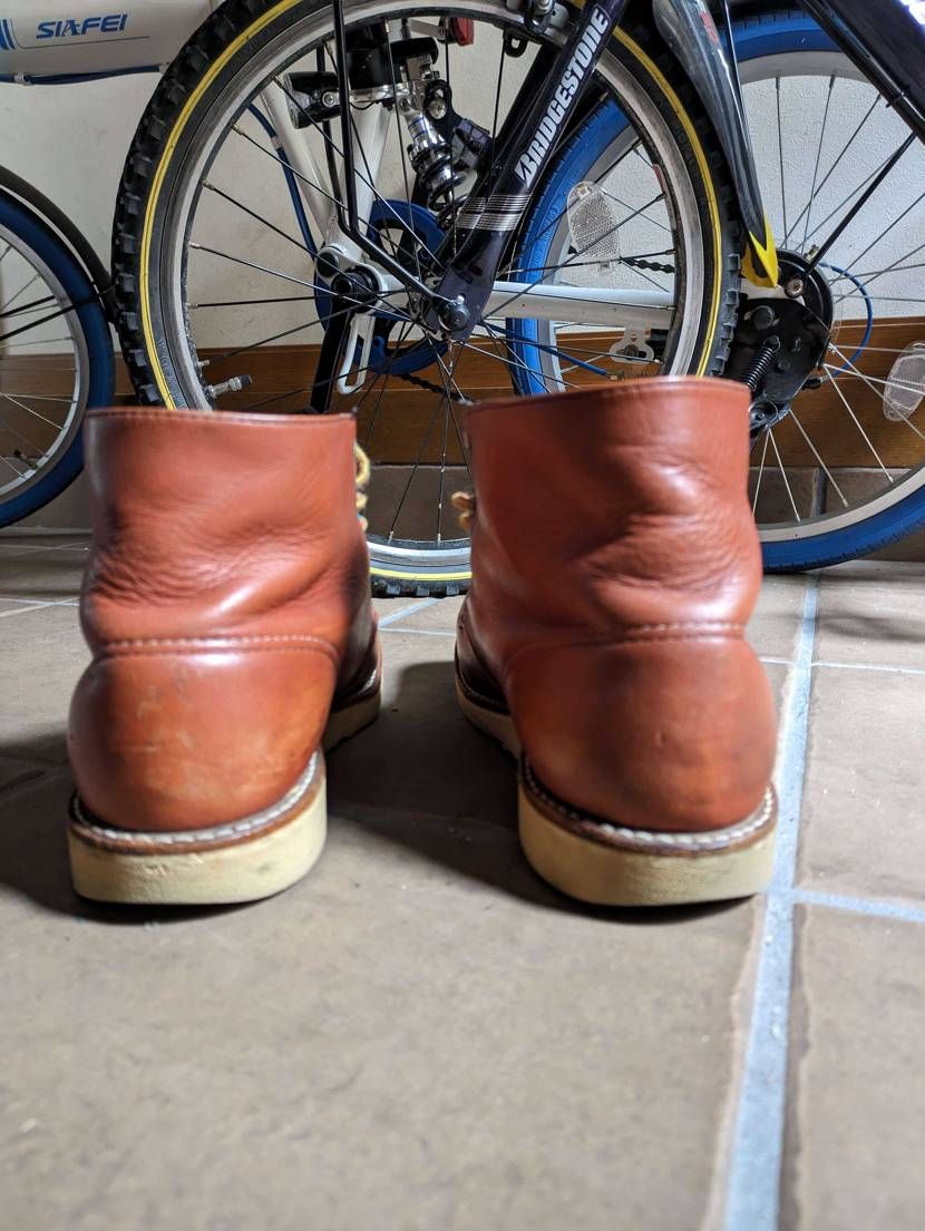 かなり昔に買った🟥🪽
寒い時期になると履きたくなるので久々