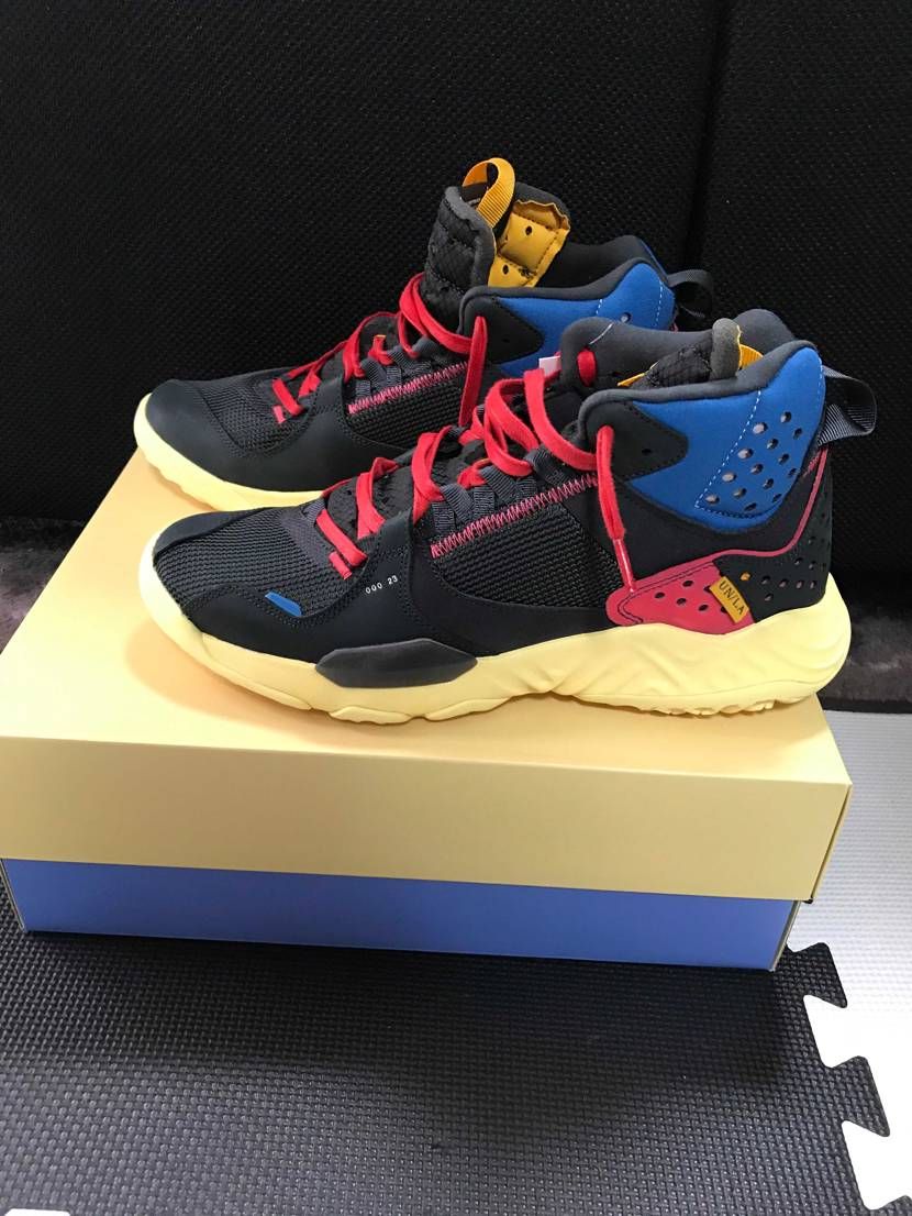 ユニオン ナイキ ジョーダンデルタ ミッド Off Noir のコーデ 口コミ投稿 赤シューレース通して Byshuan スニーカーダンク