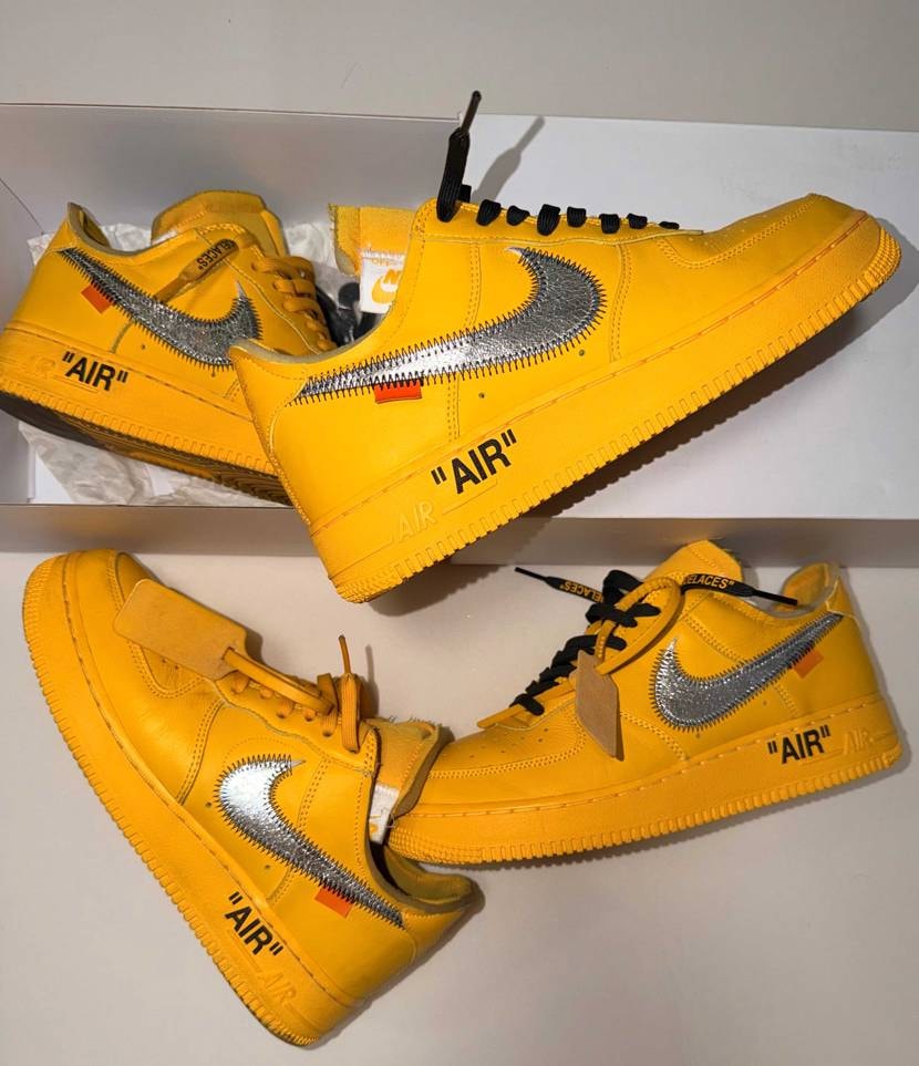 COMPLEX CON で発売のThe AF100/White、MoMA、MCA