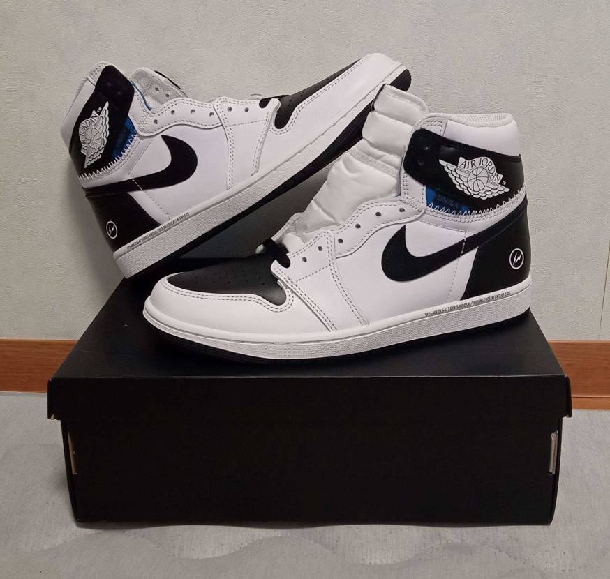 ゴッセレで当選したUNION×Fragmentやっと今日届いた！
何の音沙汰も