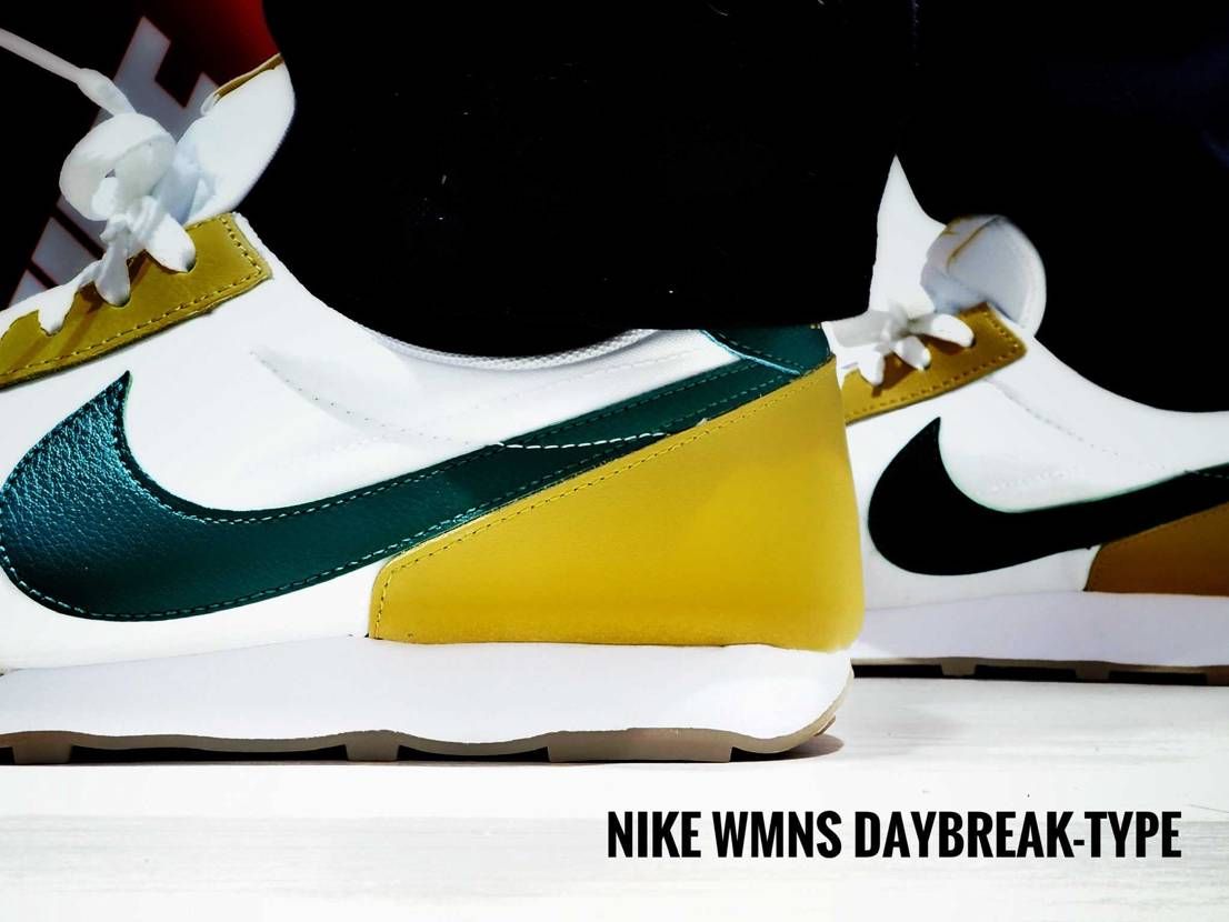 NIKEが15%割り引くからというのでつい買ってしまったWMNSデイブレイク。安