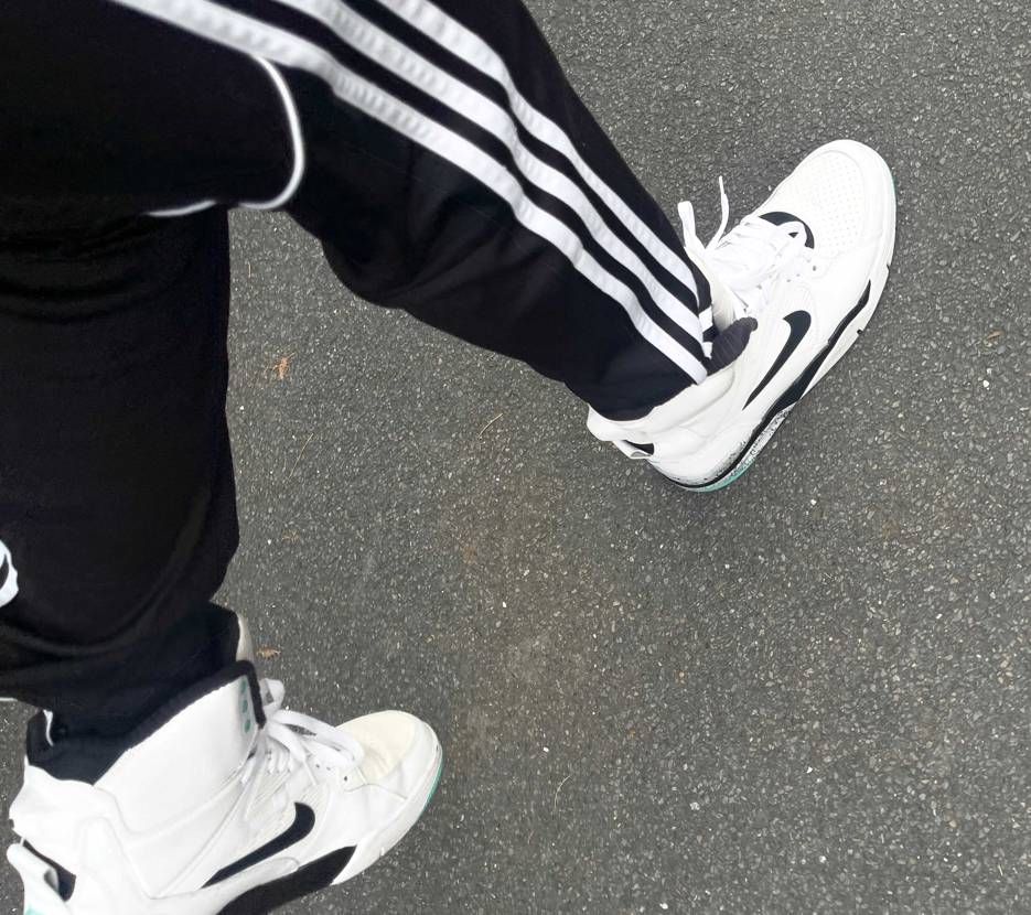 90年代の縦にデカいバッシュの復刻まだですか?
air force 180 h