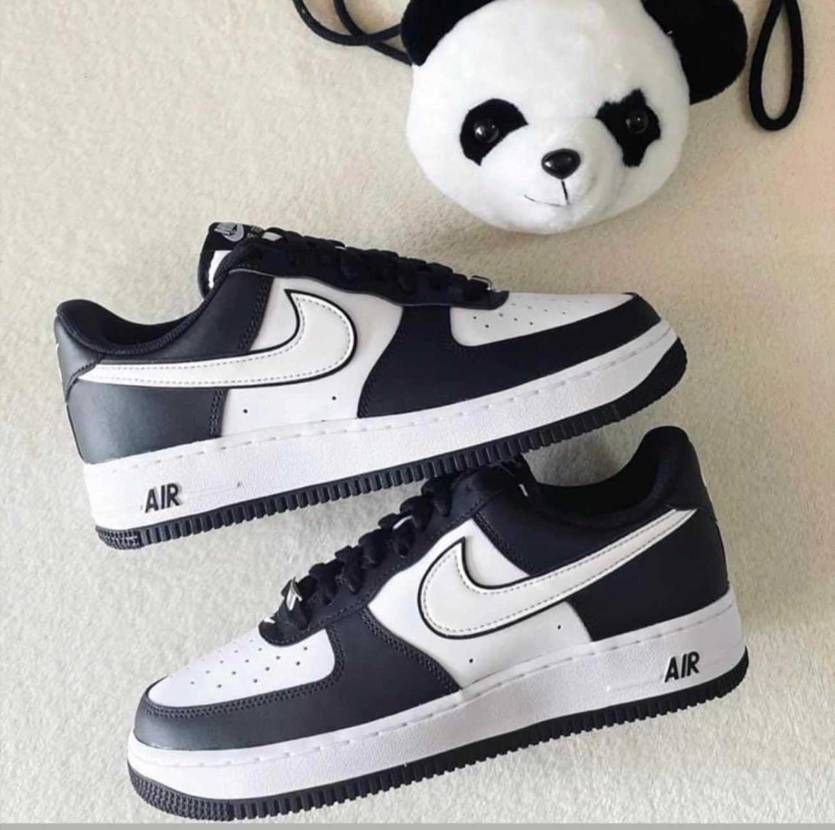 Nike com
Af1 panda😇