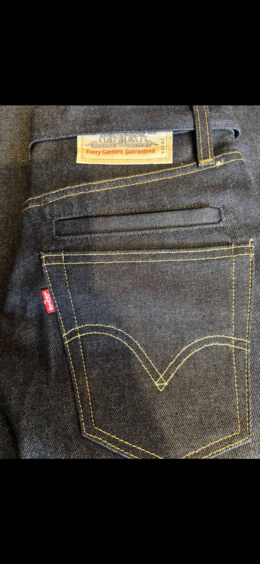 10年以上ぶりにLEVI’S買った👖
これうっすら糊入ってますよね？
知って
