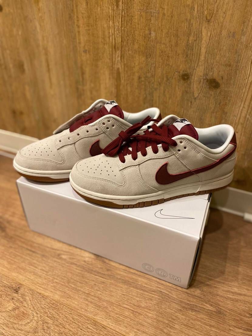 誰かこのバイユーのえんじ色に合う太いシューレースの買える所教えて下さい🙇