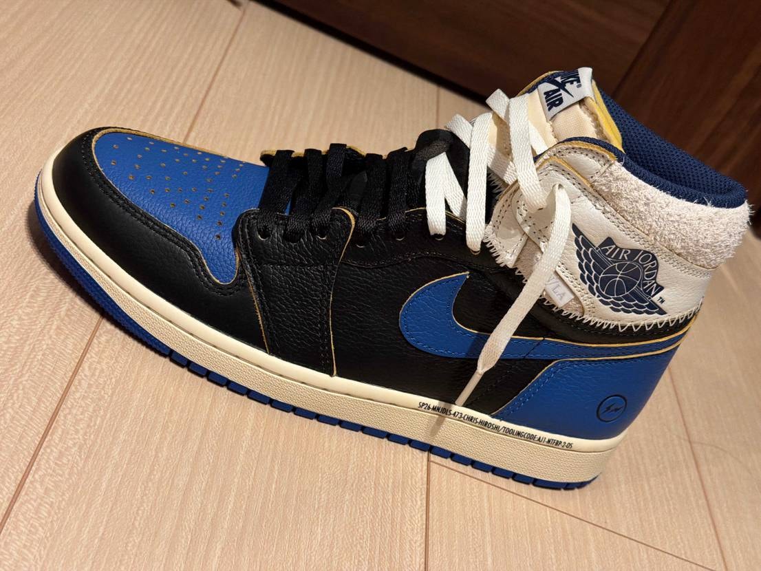 こっちの紐の方がしっくりくるなぁ！
今の所、間違いなく今年No.1だよ！君！