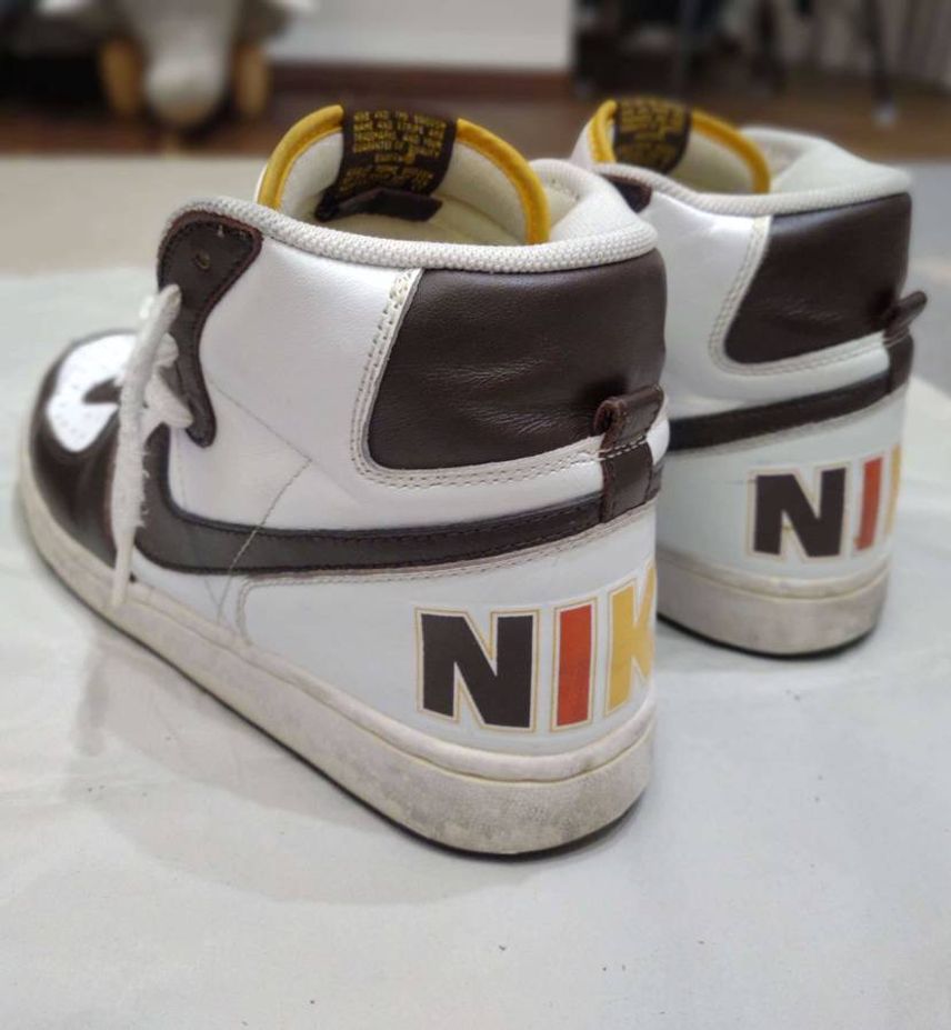 日曜夜の過ごし方は今週履きたいスニーカーの手入れになりました👟👟
我が家の