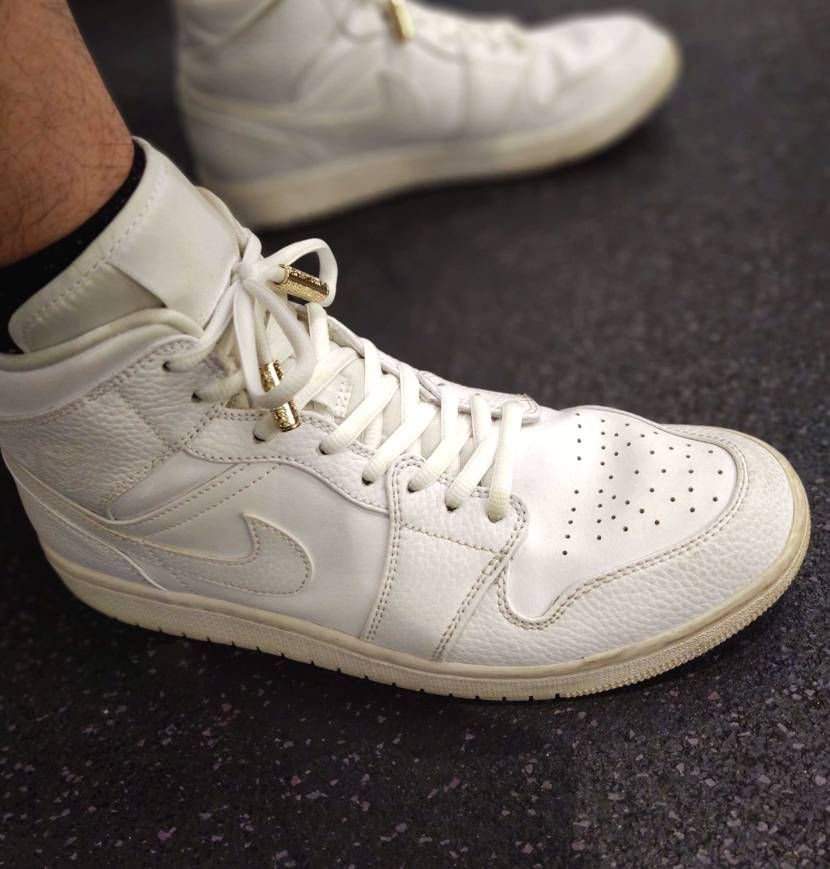 すっかりジム用になったMidのトリプルホワイト👟
シボの出方がいい感じになっ