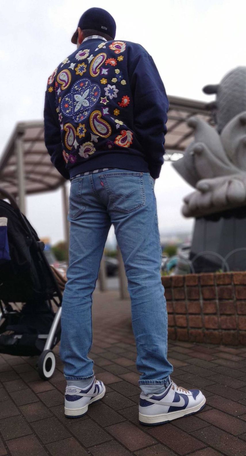 久しぶりのコーデ投稿👕
KITHのスウェットにHUFダンクNY合わせたかった