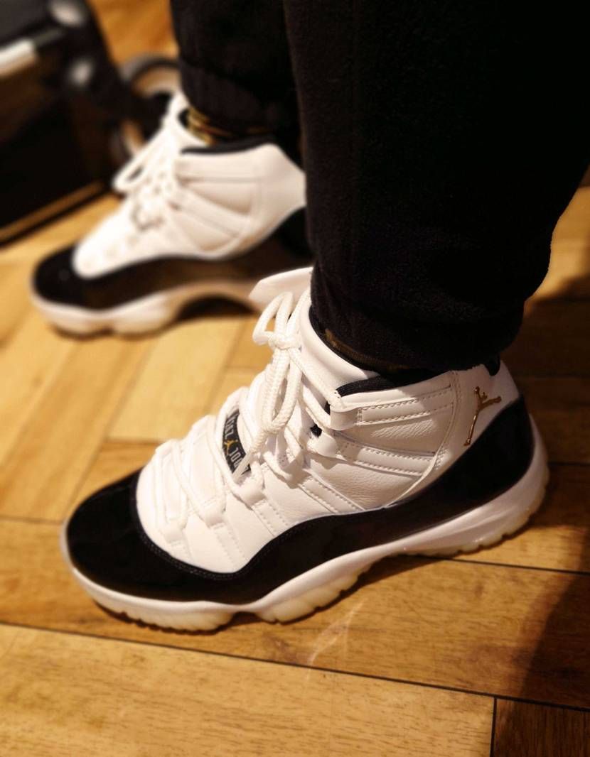 本日はAJ11グラティテュード👟
どの角度から見てもほれぼ