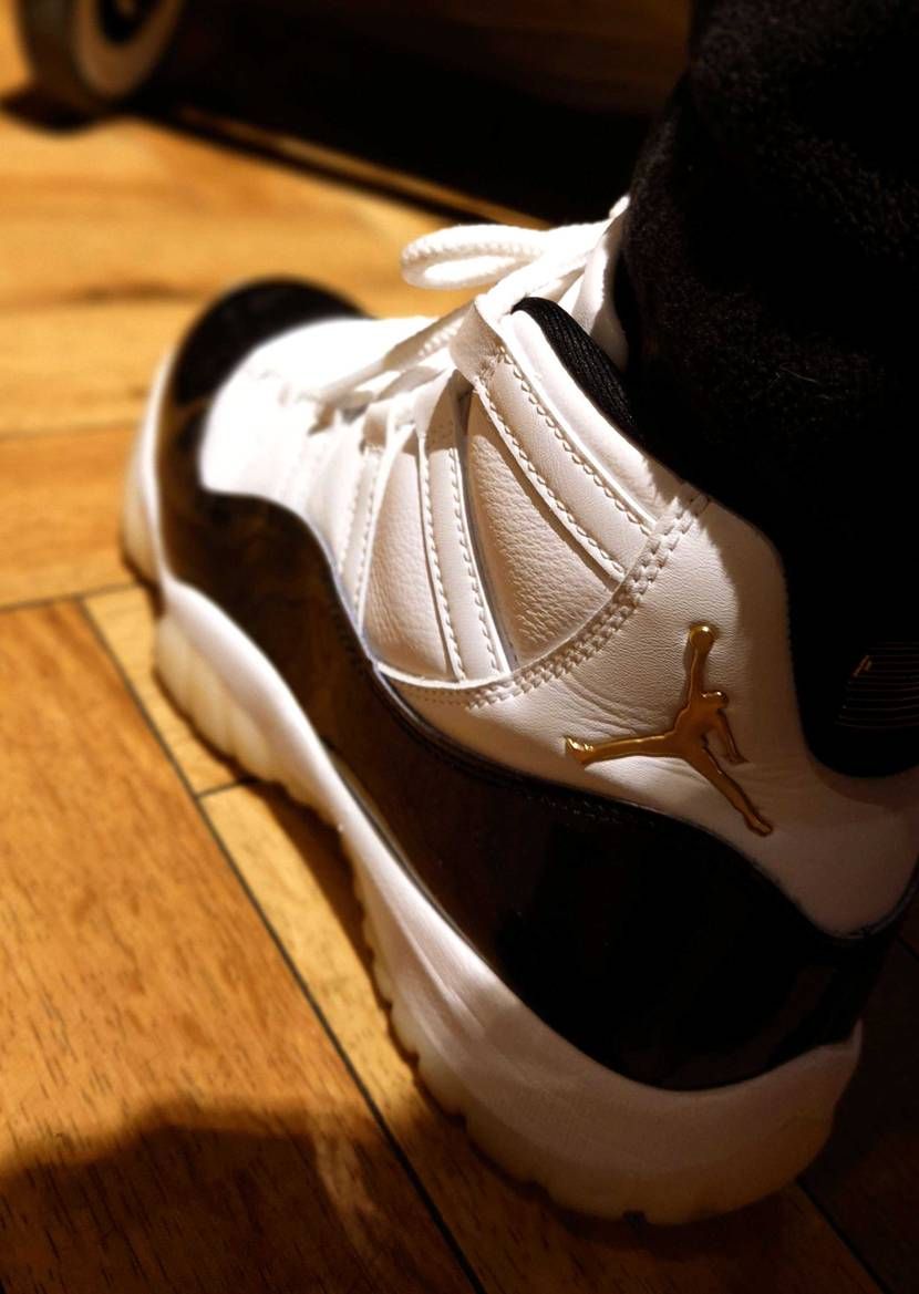 本日はAJ11グラティテュード👟
どの角度から見てもほれぼ