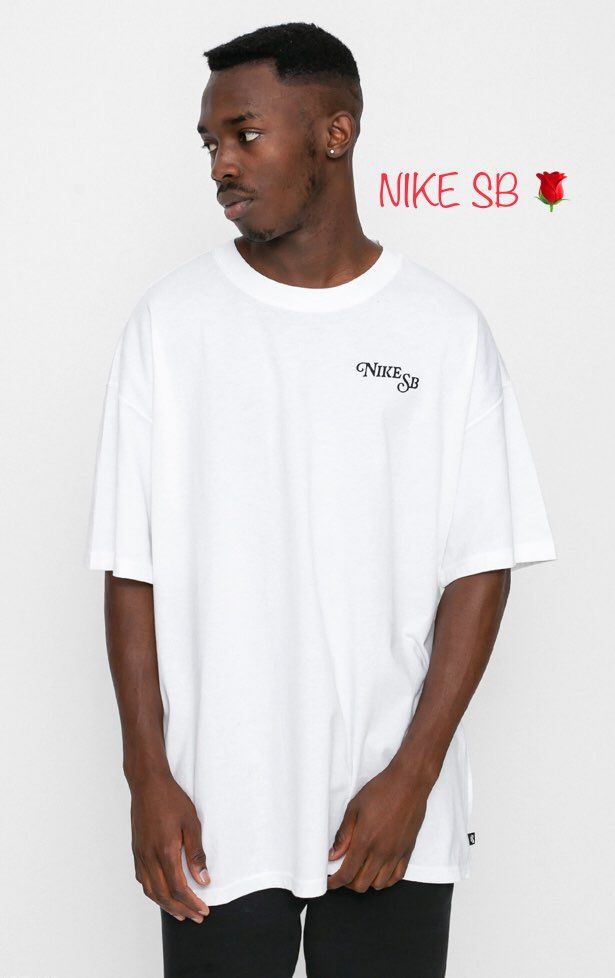 「nike sb tee 」9,000円
新品 中古欄出品