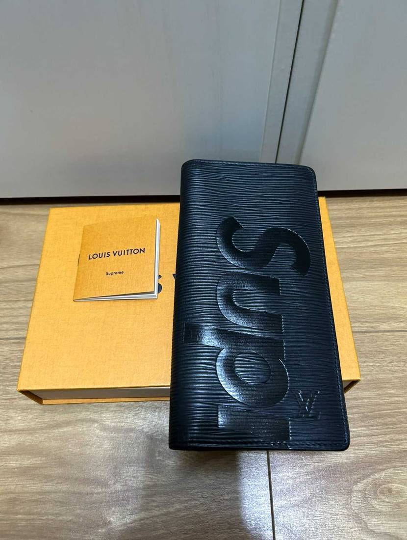 supreme louis vuitton 長財布
美中古 出品中