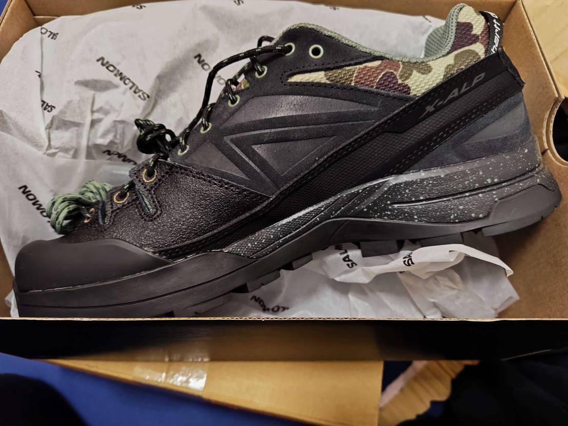 発売日には買えず、次の日たまたまBEAMSのオンラインサイト見たら27.5cmだ