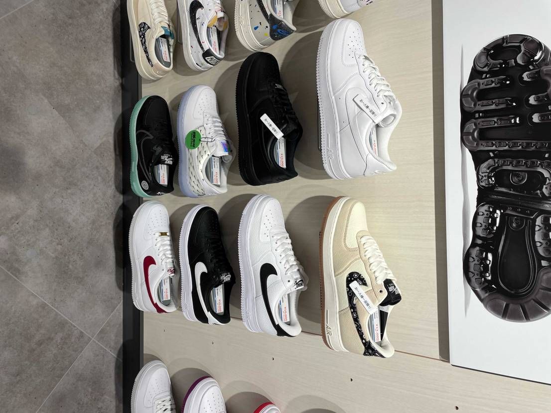 ナイキ エアフォース1 ロー ペイズリー のコーデ 口コミ投稿 仙台もまだあるよ Bys スニーカーダンク