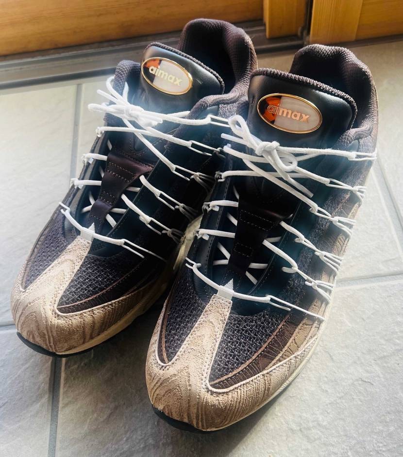 ネオン95盛り上がってますね
そんな中、話題も盛り上がりも無くお高い95に手を