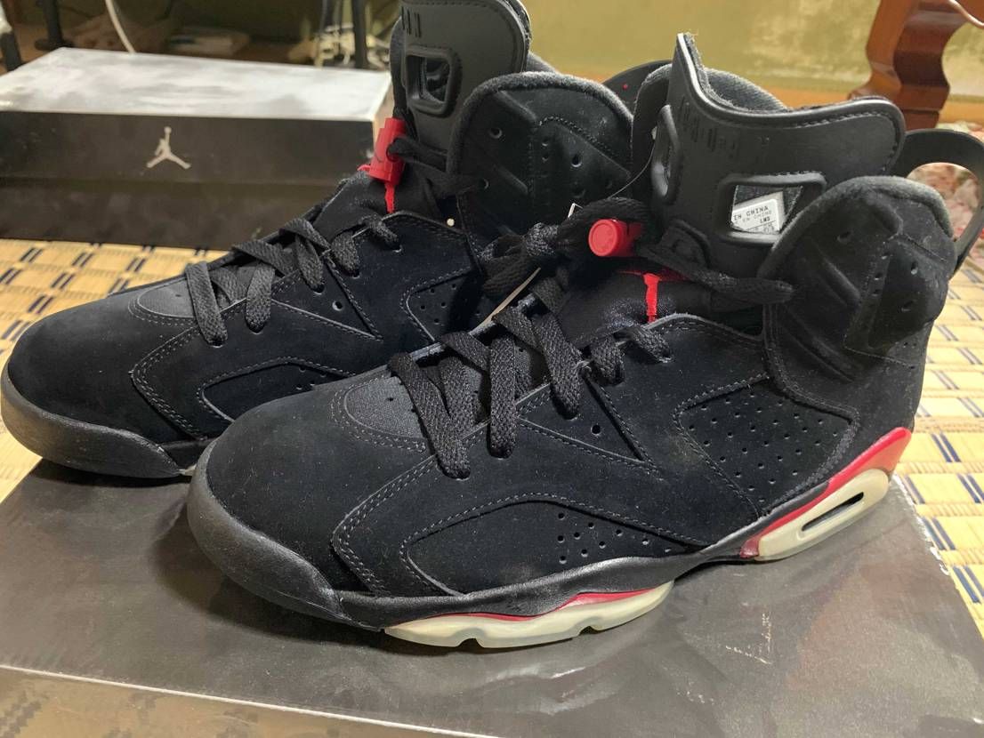 実家に眠ってたスニーカー

そろそろ履いてやらなきゃ