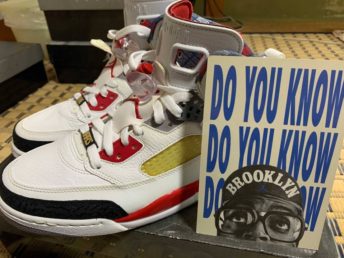 実家に眠ってたスニーカー

そろそろ履いてやらなきゃ