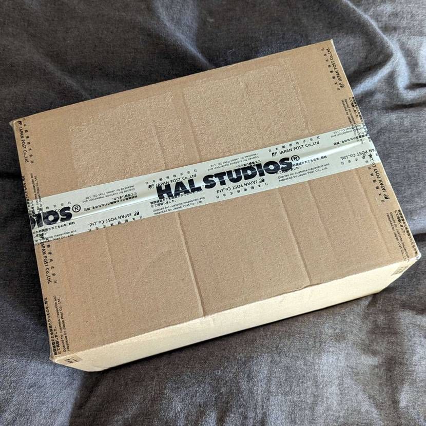 公式から届きました!最高です!
関税300円、消費税1100円
郵便局立替え
