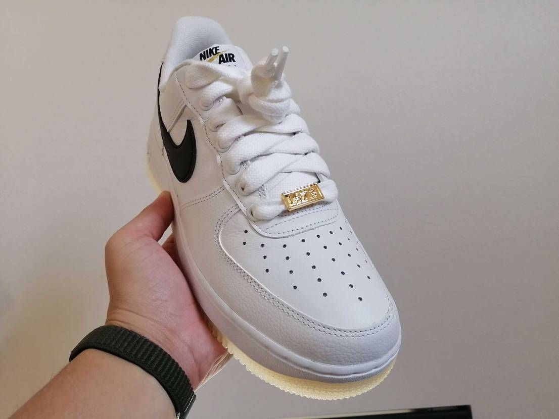 これは一味ちがってよき一足ですね👟