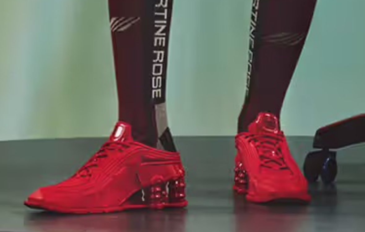 日本人でこれ履いてる人いるのか
気になってます笑