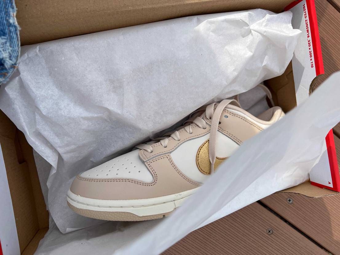 Dunk phantom/metallic gold