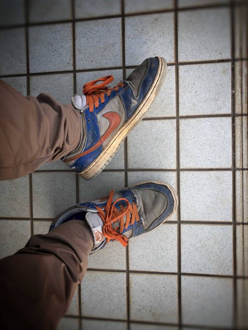 実家で洗車する用スニーカー
このダンクはもう15年以上活躍してもらったので最後