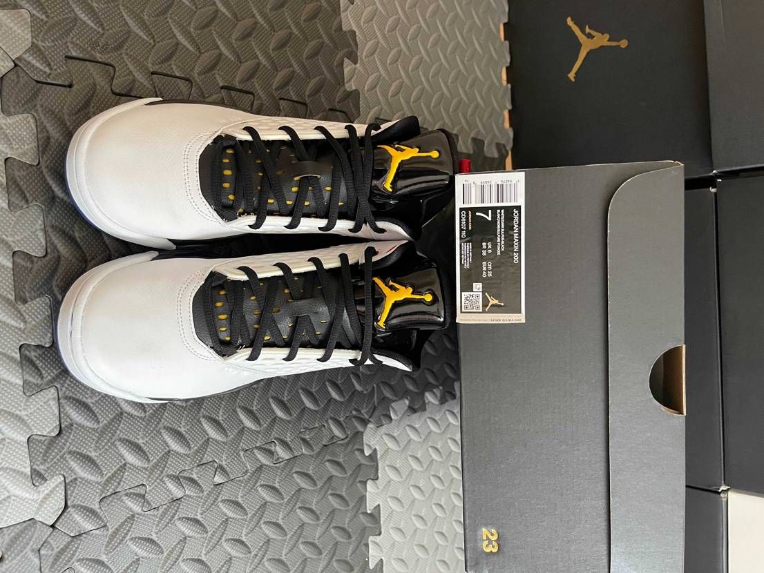 SNKRS 持っていない 😭サイズが間違っているので売りたい