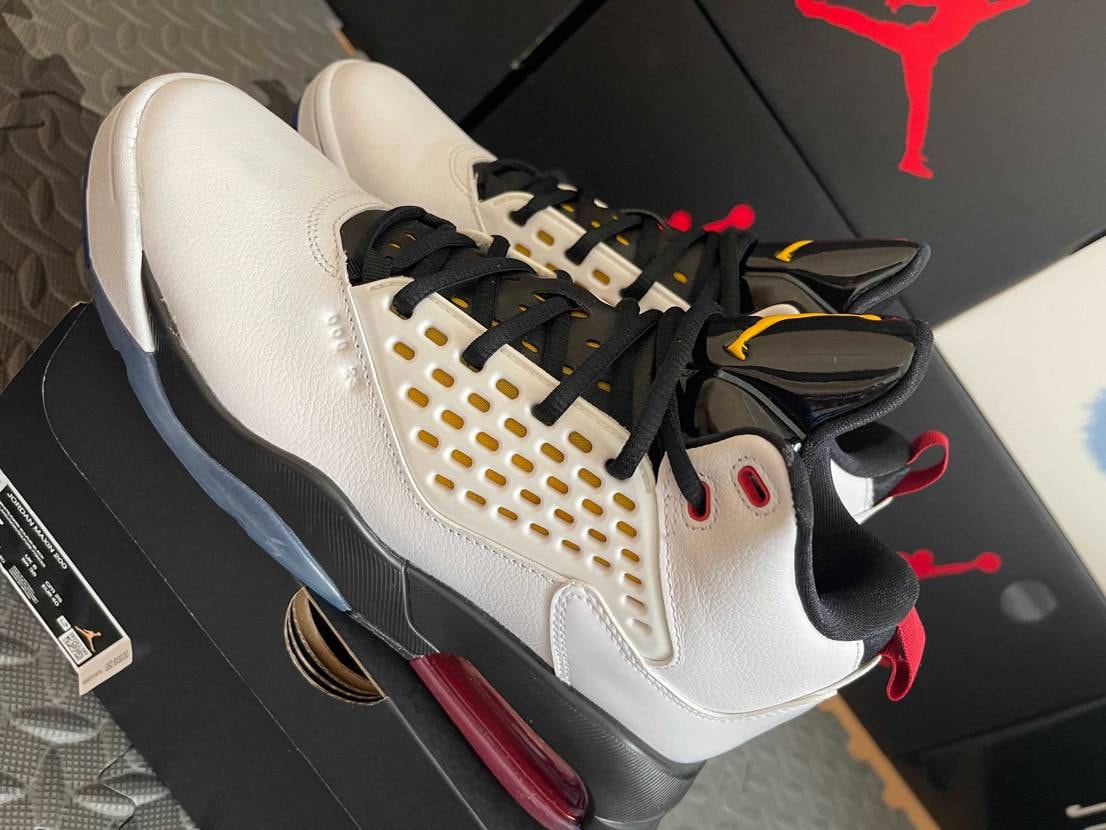 SNKRS 持っていない 😭サイズが間違っているので売りたい