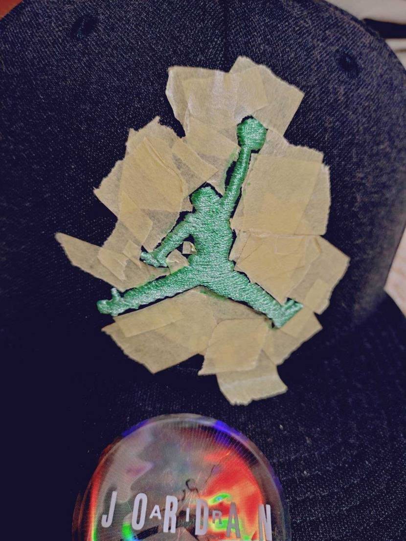 DIYでジョーダンのロゴをグリーンに🟢
初めてだったけど、