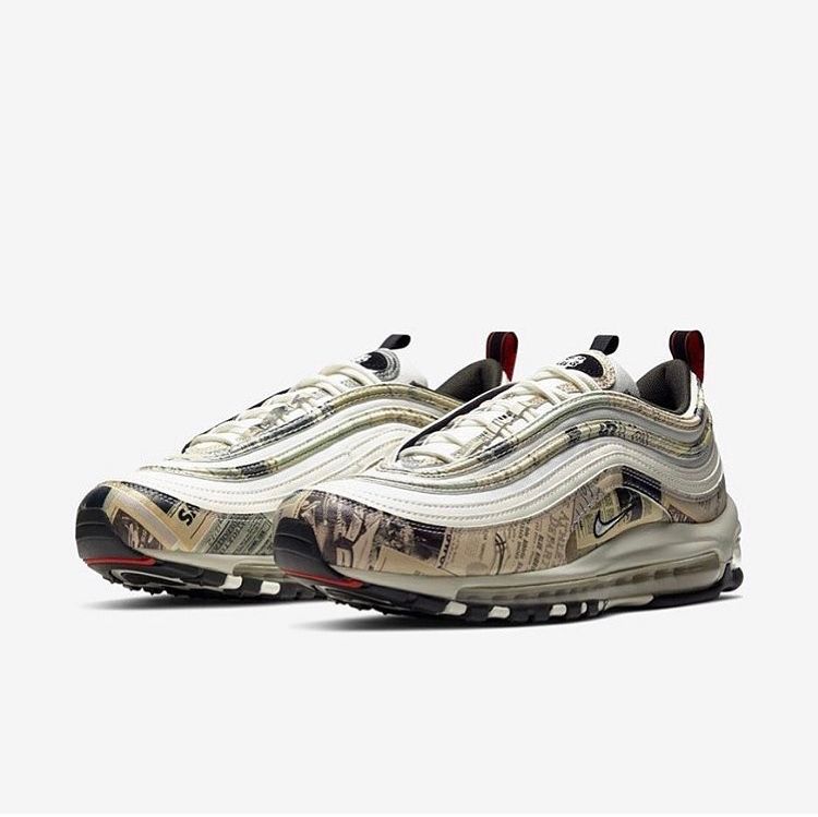 このairmax97って日本で発売されてますか？
ナイキコリアで発売されてて良
